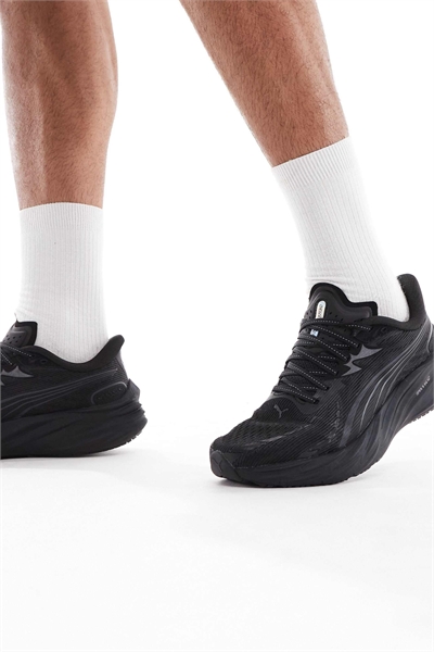 Кроссовки Velocity Nitro 4 в черном цвете артикул 143315019