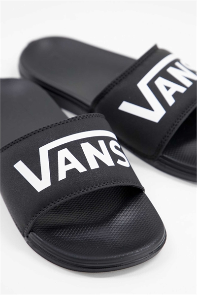 Слайдеры La Costa черного цвета артикул 117665155