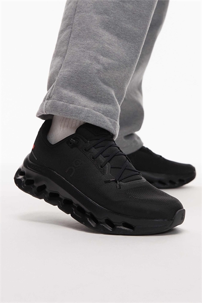 Кроссовки Cloudtilt для повседневной носки артикул 136587242