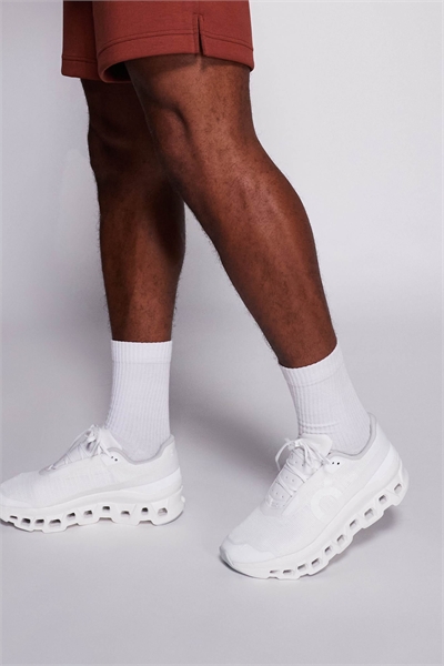 Кроссовки для бега Cloudmonster Void артикул 141034984