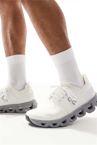 Кроссовки для бега ON Cloudswift 4 артикул 141034150