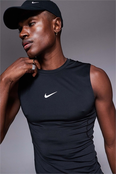 Жилет с облегающим кроем из ткани Dri-FIT артикул 137293470