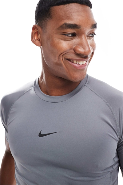 Футболка Pro Dri-FIT с облегающим кроем артикул 134226466