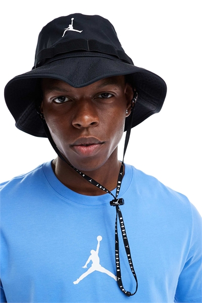 У него есть ведро артикул 137283132