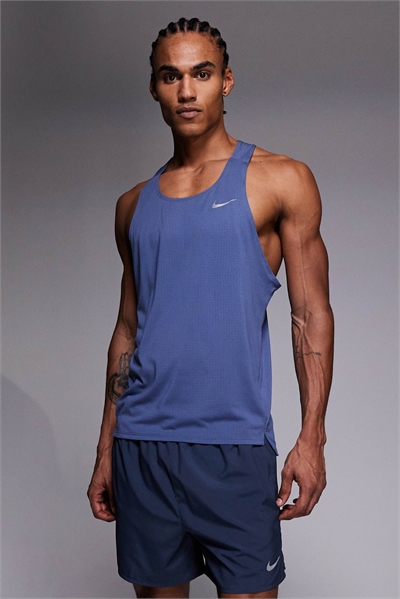 Жесткий жилет Dri-FIT темно-синего цвета артикул 149964851