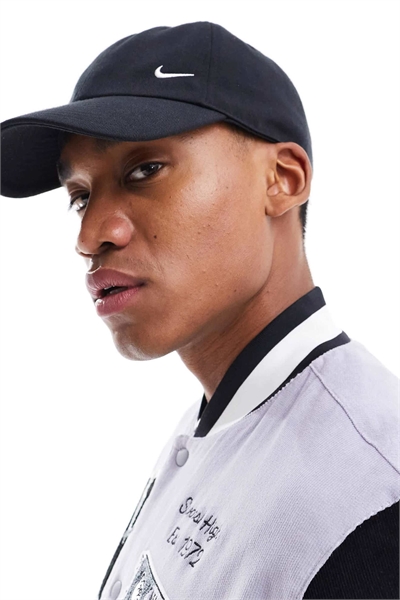 Клубная кепка Swoosh черного цвета артикул 133402700