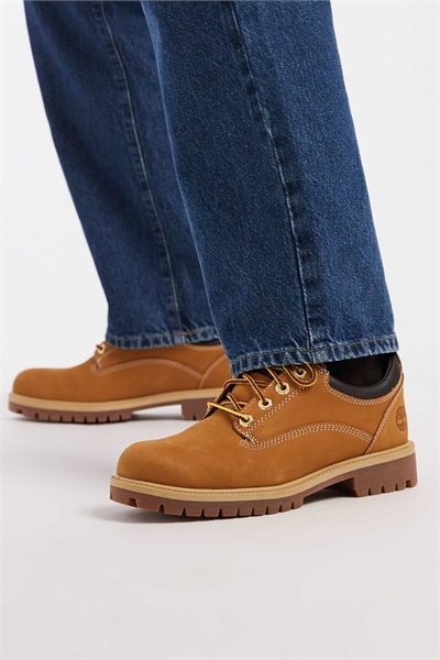 Ботинки на шнурках артикул 154353849