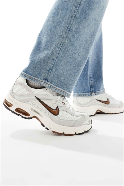 Кроссовки Air Max Moto 2K артикул 147143145