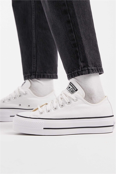 Кроссовки Chuck Taylor Lift Ox на платформе артикул 110658492