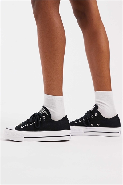 Кроссовки Chuck Taylor Lift Ox на платформе артикул 110658494