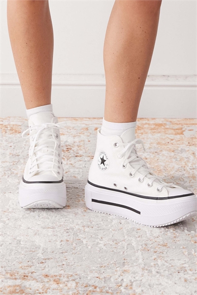 Кроссовки Chuck Taylor All Star Lift Hi с двойной подошвой артикул 139985790