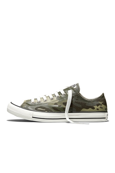 Chuck Taylor All Star Wide Camo артикул 155551331
