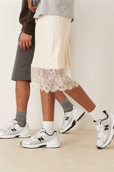 740 тренеров артикул 138363448