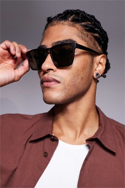 Очки Quay Unplugged квадратной формы артикул 140561880