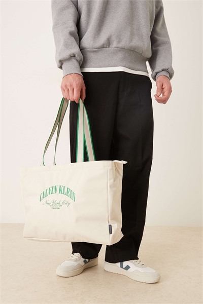 Графическая сумка-тоут белого цвета артикул 154172664