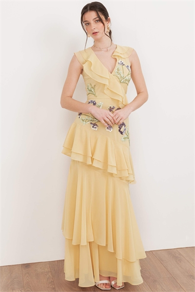 Макси-платье с асимметричной оборкой артикул 156298485