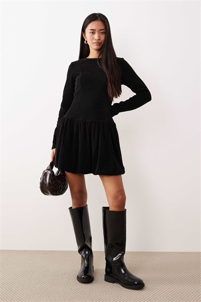 Мини-юбка с заниженной талией и расклешенным подолом артикул 150078007