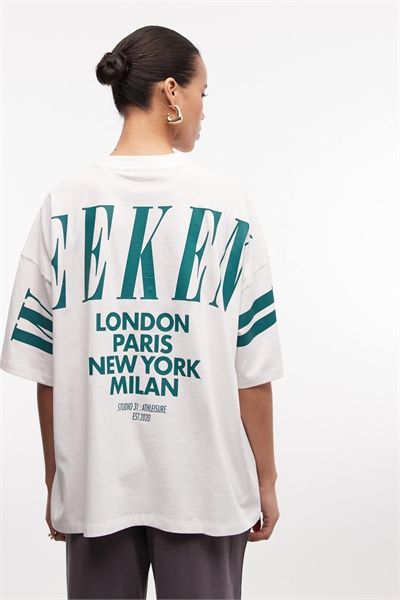 Оверсайз-футболка Weekend Collective Icon с логотипом на спине кремового цвета артикул 151265505