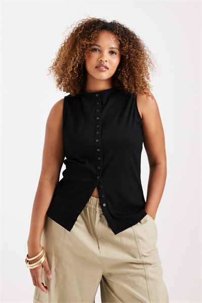 Майка New Look Curve с лодочным вырезом и пуговицами, черного цвета артикул 155394057