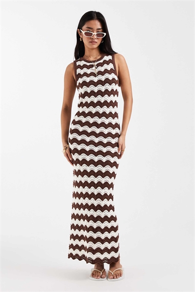 Макси-платье из трикотажа с волнистыми полосками артикул 155388662