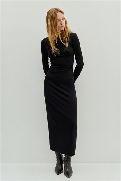 Платье средней длины с сборками артикул 153515162