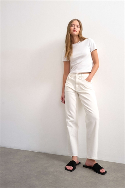 Джинсы Orson с прямым кроем и средней посадкой, цвет «кость» артикул 154743935