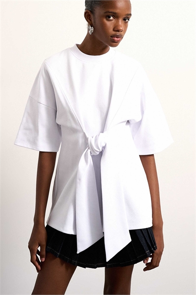 Tolu Coker x Topshop футболка с завязками на швах, цвет экрю артикул 152936152