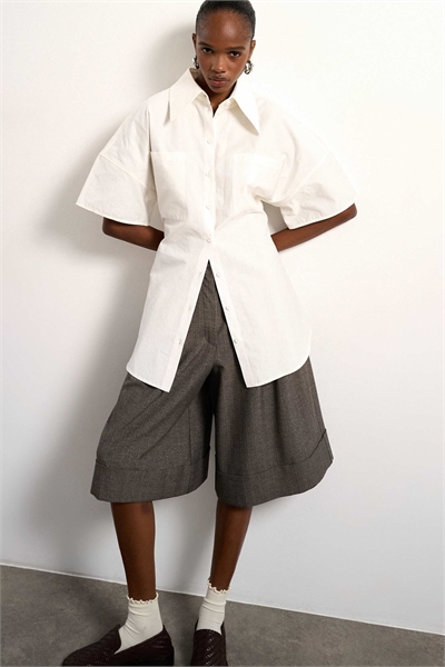 Рубашка с короткими рукавами Tolu Coker x Topshop цвета экрю артикул 151669618