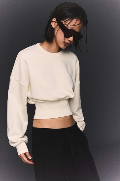 Свитшот с поясом артикул 156163116