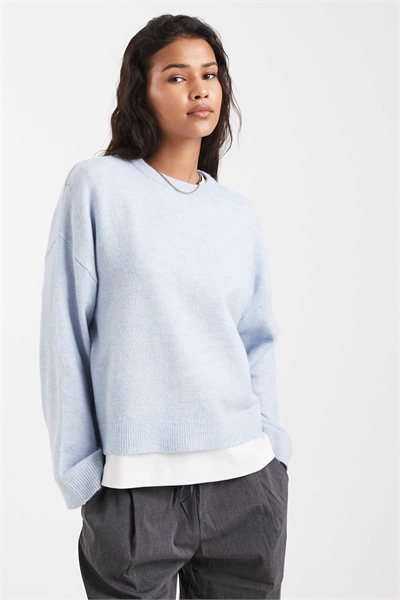 Свитер прямого кроя с круглым вырезом артикул 152906695