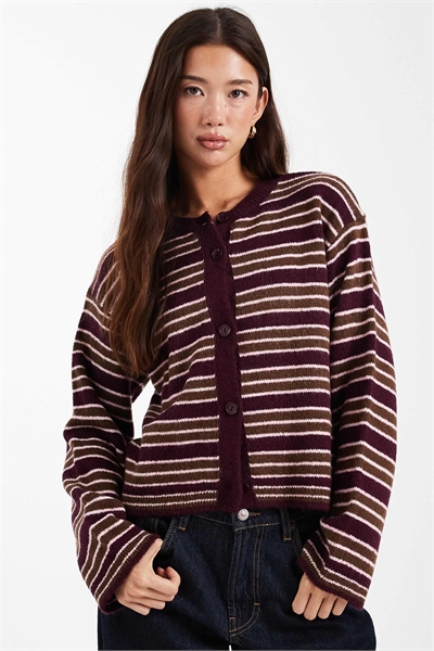 Пушистый вязаный кардиган свободного кроя артикул 152632529