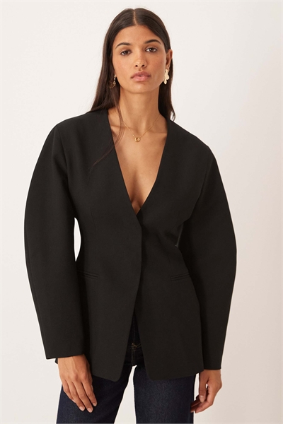 Блейзер без воротника с затягивающейся талией артикул 151966843