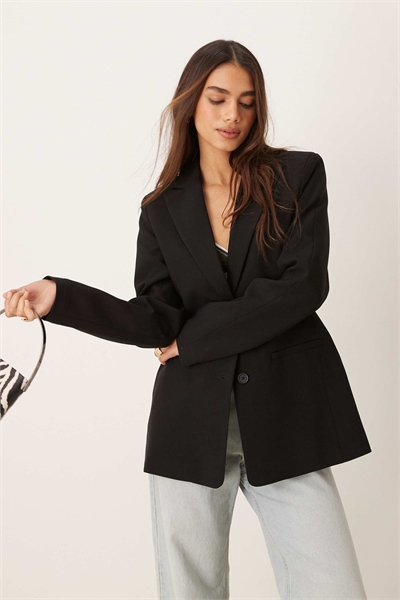 Блейзер с вытачками на бедрах артикул 137084896