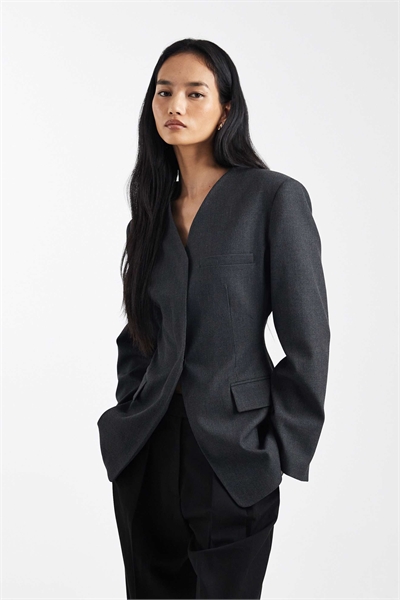 Блейзер с высоким вырезом и без воротника артикул 154214487