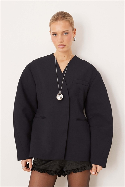 Блейзер без воротника с затягивающейся талией артикул 152709634