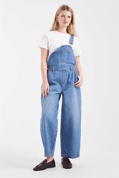 Брюки-комбинезон с широкими брючинами, средняя степень выцветания артикул 150564457