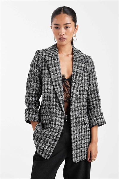 Блейзер с рукавами с рюшами и текстурой букле крупного размера артикул 150775596