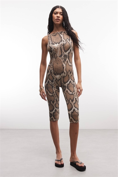 Комбинезон-капри с ребристой отделкой Tahlia артикул 153786013