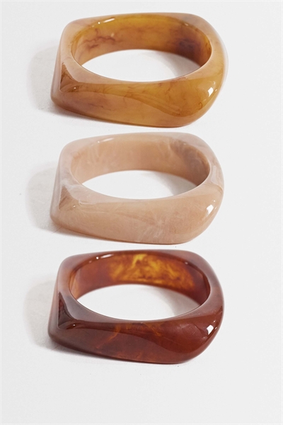 Набор из 3 браслетов из смолы артикул 154012189