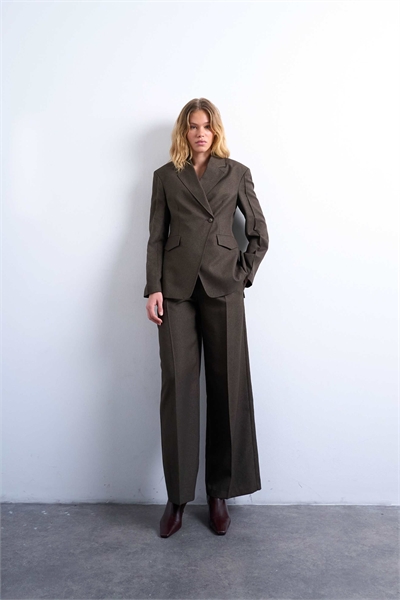 Асимметричный блейзер с запахом и декоративными швами co-ord артикул 150594493