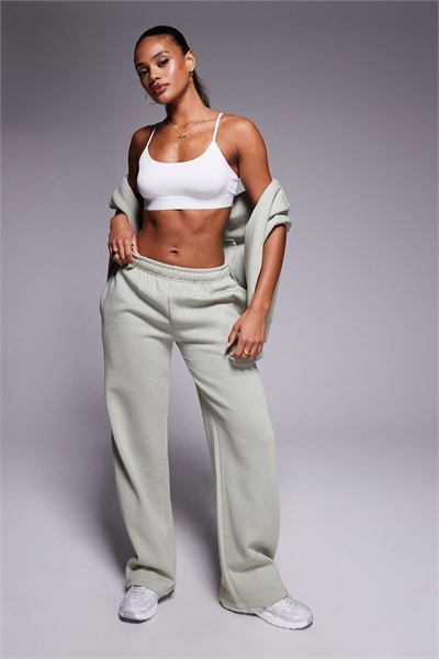 Джоггеры с широкими брючинами из ткани с высоким содержанием хлопка co-ord артикул 147996491