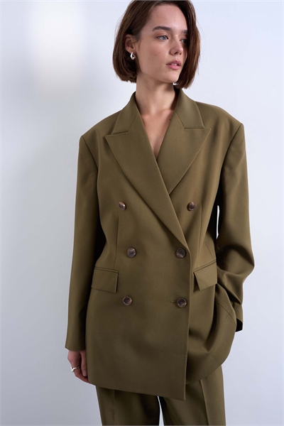 Двубортный смокинг с 6 пуговицами артикул 144906988