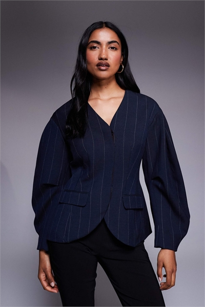 Блейзер с рукавами-коконами в тонкую полоску артикул 151184896