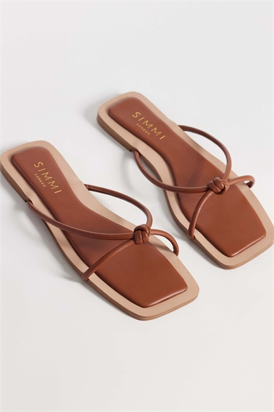 Сандалии Simmi London с широкой колодкой и завязками в стиле «кола» артикул 154264639