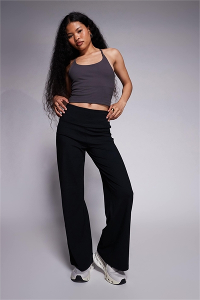 Танцевальные брюки Petite Icon с высокой талией и широкими брючинами, с мягкой на ощупь тканью артикул 151705744