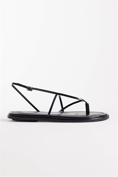 Плоские сандалии Freya с ремешками и открытым носком артикул 152321040