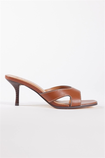 Мули с коралловым каблуком-«котенком» артикул 152594342