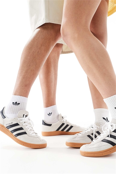 Специалисты по гандболу артикул 134169650