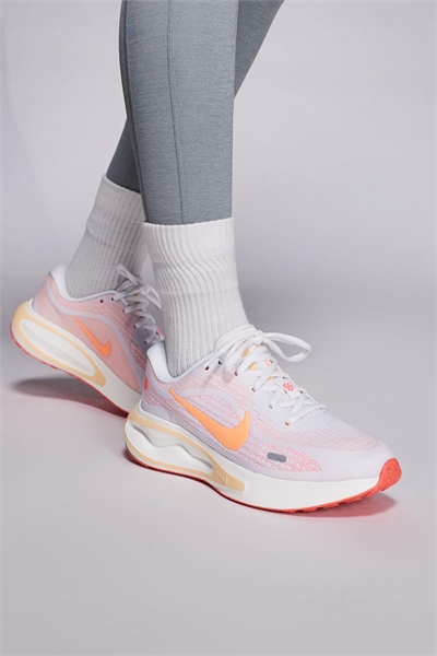 Кроссовки Journey Run артикул 149997987