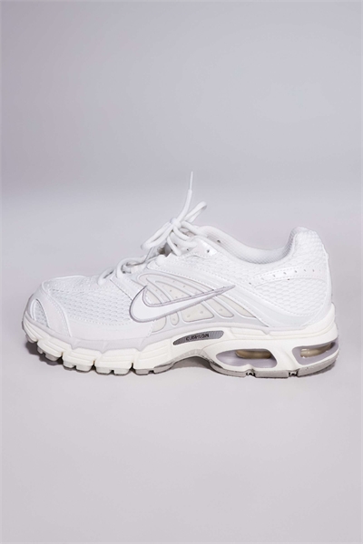 Кроссовки Air Max Moto 2K артикул 149995149